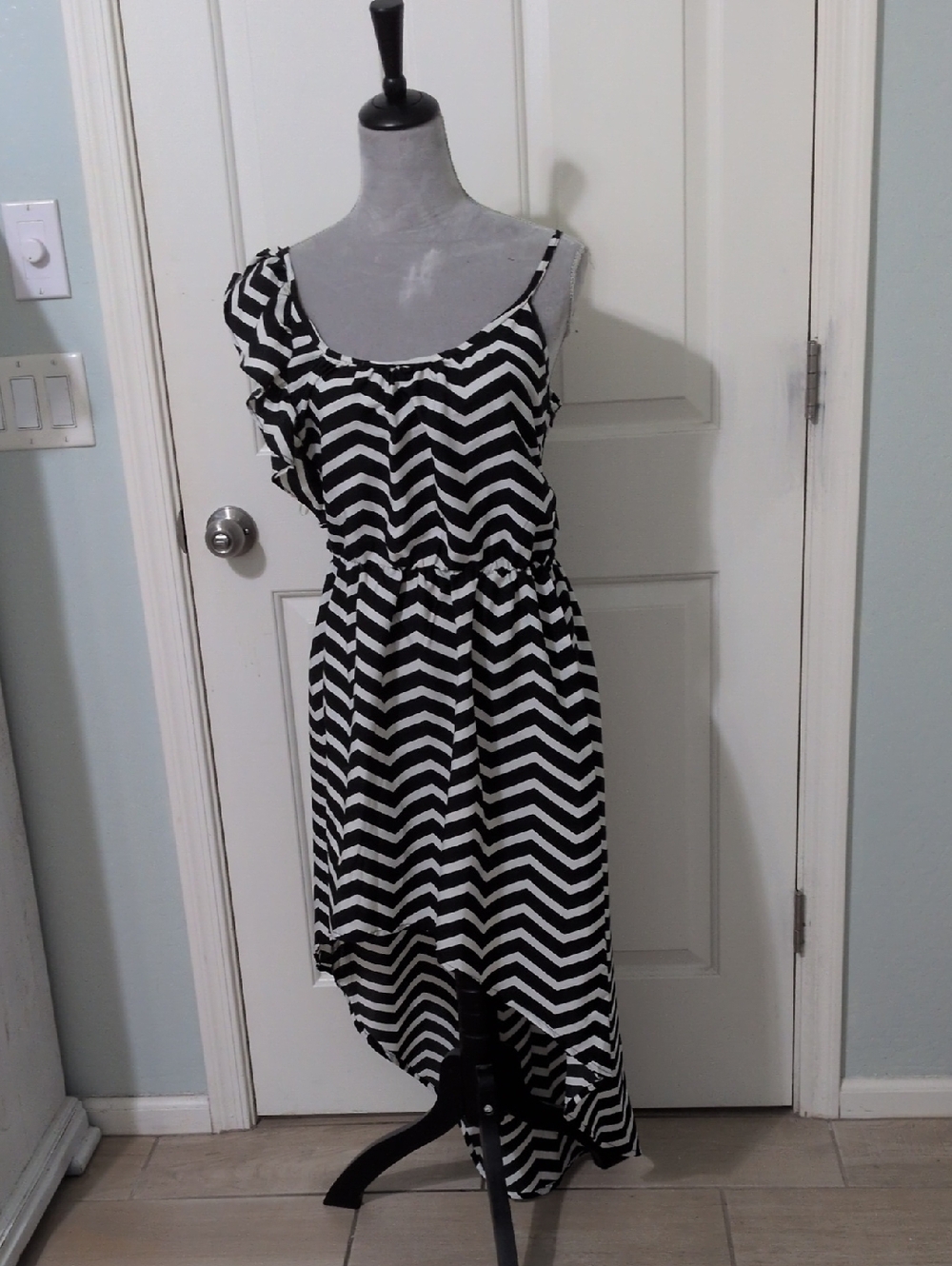 Chevron One-Shoulder Asymmetrical Dress in Black and White